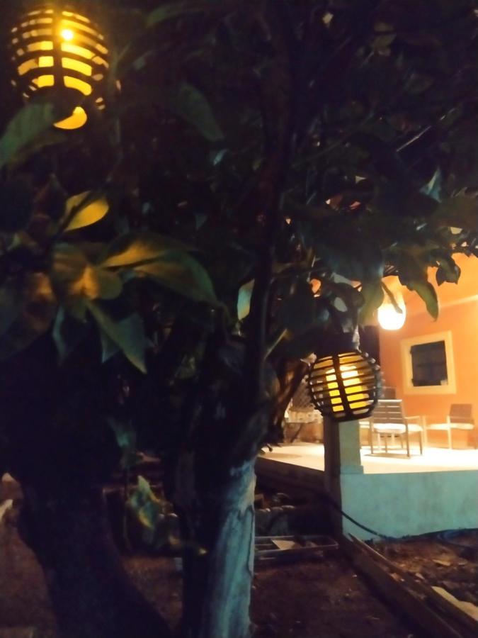 Nikos' Home Gastouri  Luaran gambar