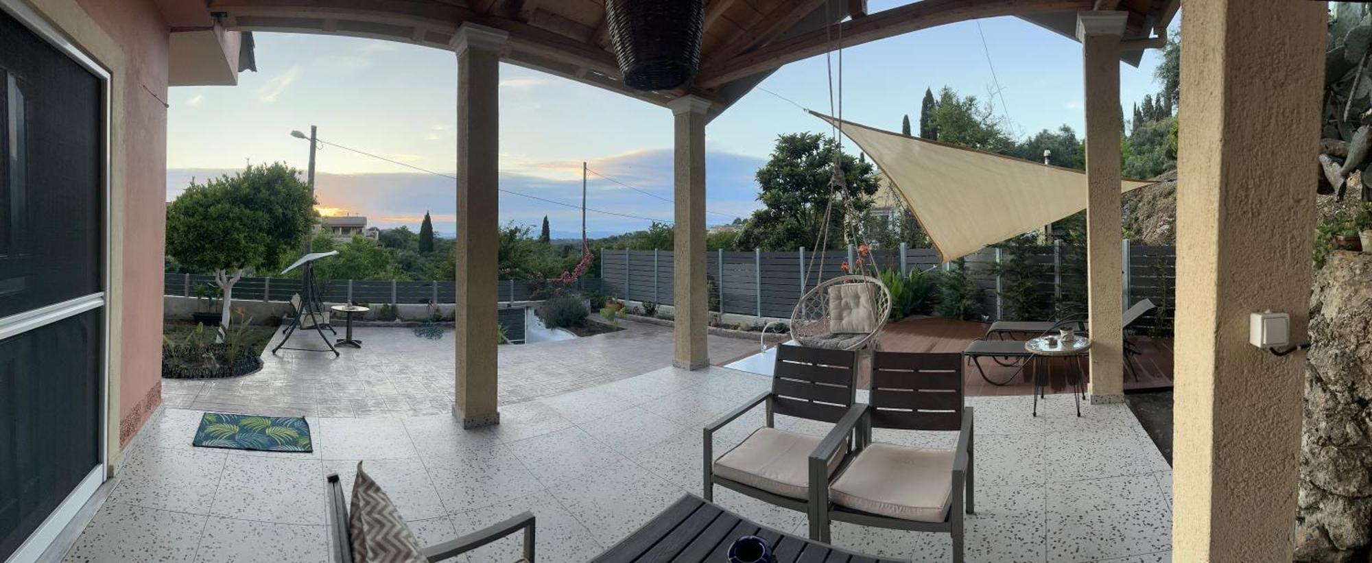 Nikos' Home Gastouri  Luaran gambar