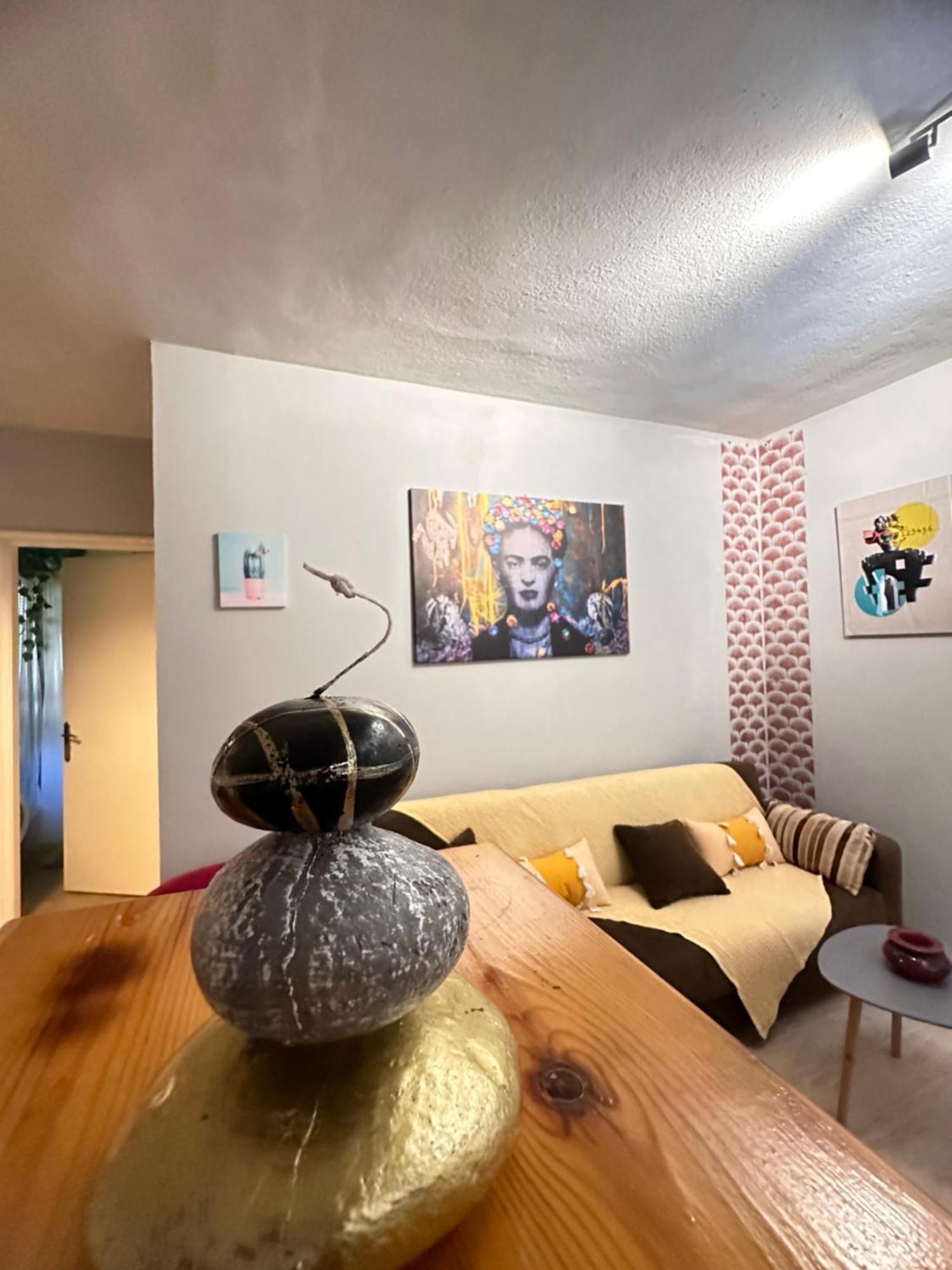 Nikos' Home Gastouri  Luaran gambar